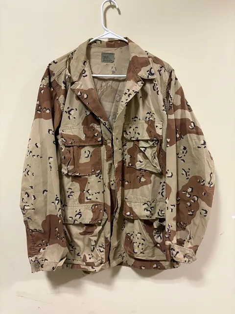 US Military Desert Chocolate Chip Camo Jacket Medium-Long
