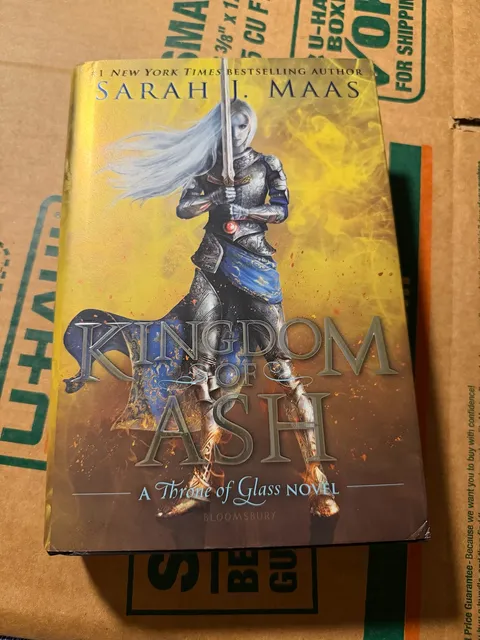 OOP Kingdom of Ash: A Throne of Glass Novel by Sarah J. Maas Hardcover