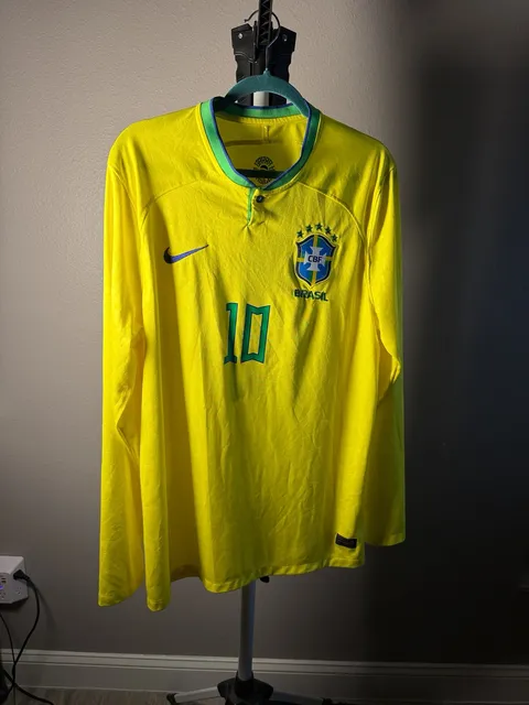 Nike Neymar Jr Brazil Home Long Sleeve Jersey Size 2XL Yellow