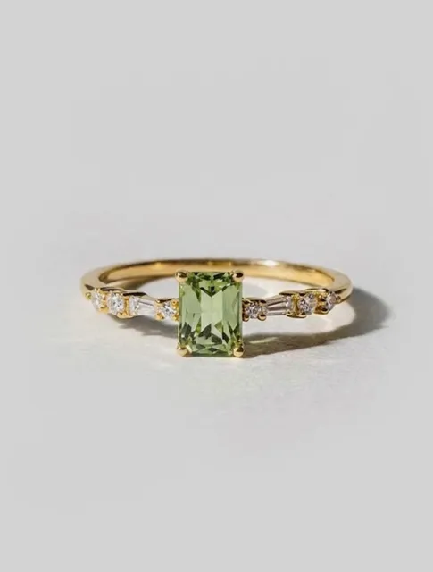 Oomiay Kombucha Gold Green Gemstone Ring #0310