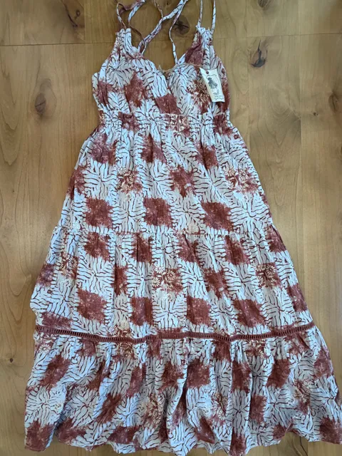 Easel Los Angeles Maxi Dress Brown Botanical Print Halter Tiered