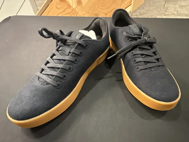 Allbirds Wool Cruiser Select Size 10.5 Natural Black Gum