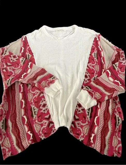 Free People/We The Free nwot SzM oversized fit sweater boho trendy sweater 