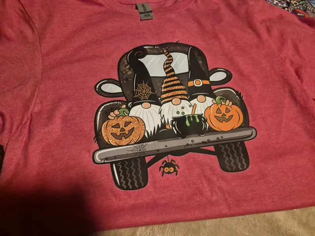 Gildan Softstyle Halloween Gnomes Truck T-Shirt Size S Pink