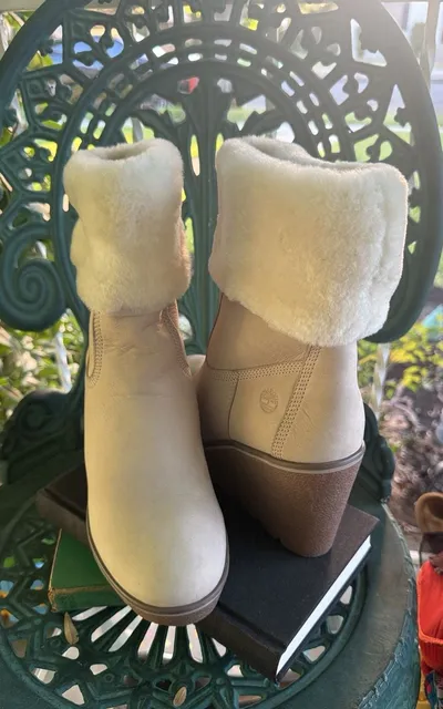 Timberland Wedge Fur Boots Cream Leather