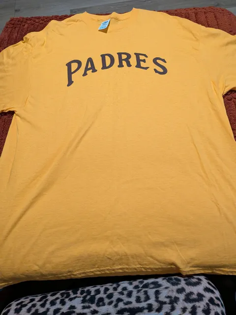 Delta Pro Weight San Diego Padres T-Shirt Size 2XL Gold