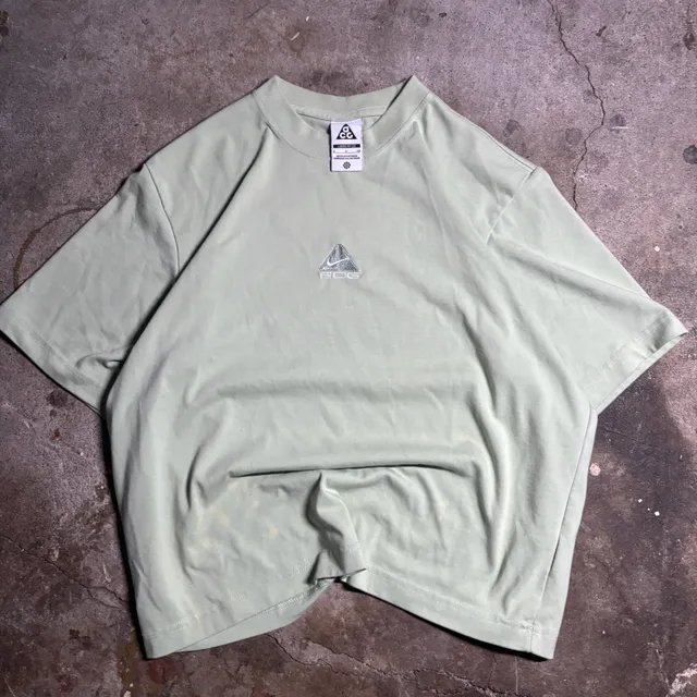 Nike ACG center swoosh T-Shirt Size S Sage Green Embroidered Logo