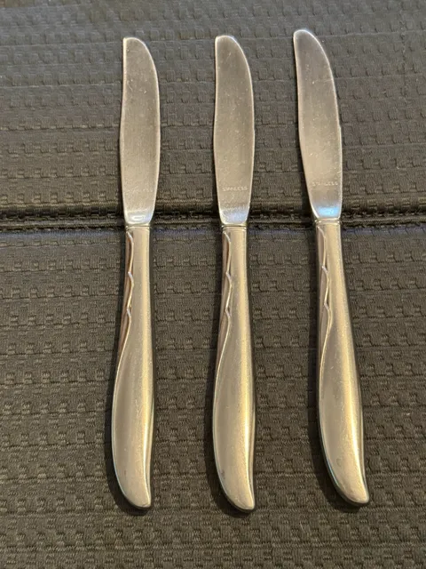 Oneida Duchess Stainless Flatware Butter Knife Lot of 3