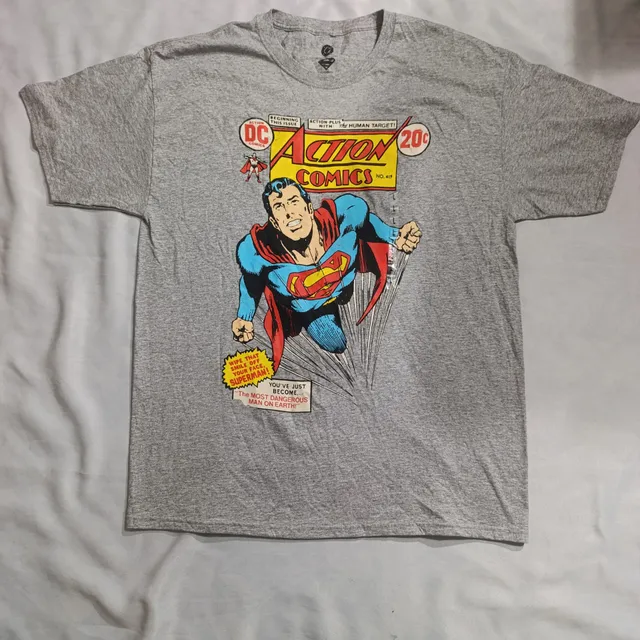 DC Comics Superman Action Comics T-Shirt Size L Gray
