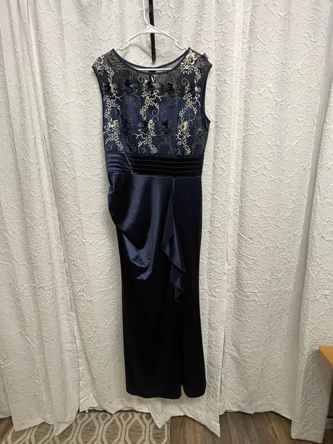 Vfshow Navy Blue Satin Embroidered Lace Overlay Evening Gown XL NWT Formal