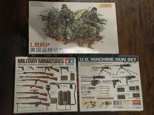 3 Pack - Dragon & Academy LRRP Nam Series with 2 weapons sets 1:35 - Set Of 3