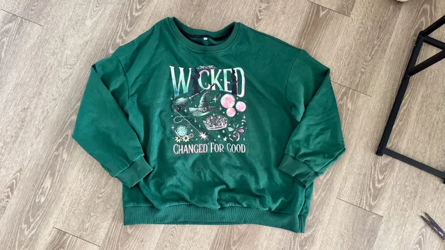 Wicked Changed For Good Sweatshirt XXL Green Musical Theatre Pullover