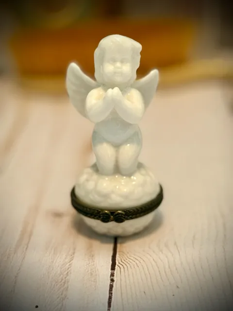 Vintage Porcelain Angel Cherub Figurine Trinket Box