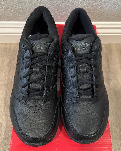 Brand New women New Balance WW928v3 Walking Shoes Size 10 2A Narrow Black Leather