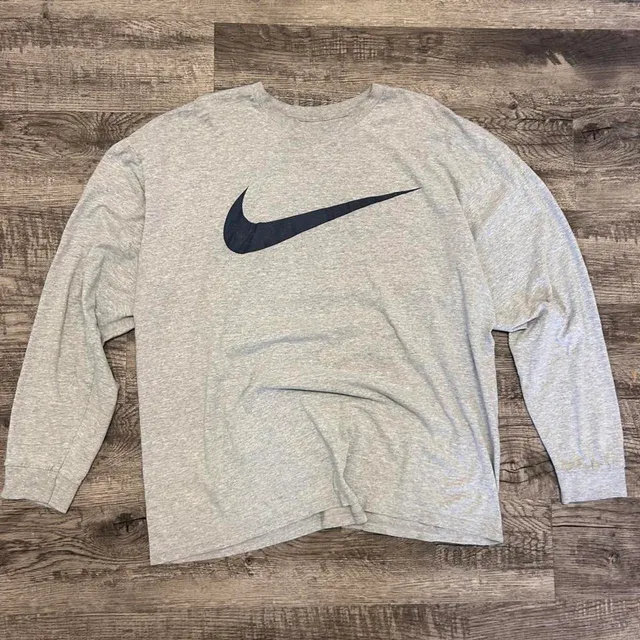 Nike Big Swoosh Grey Long Sleeve T-Shirt