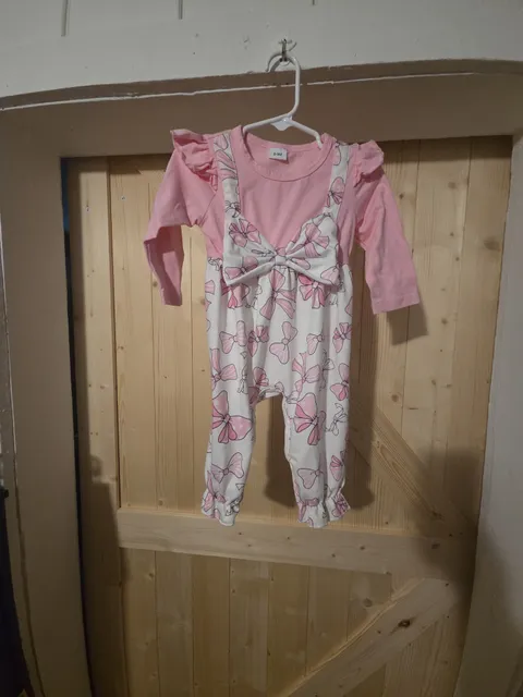 Shein Baby Romper Size 6-9M Pink White Bow
