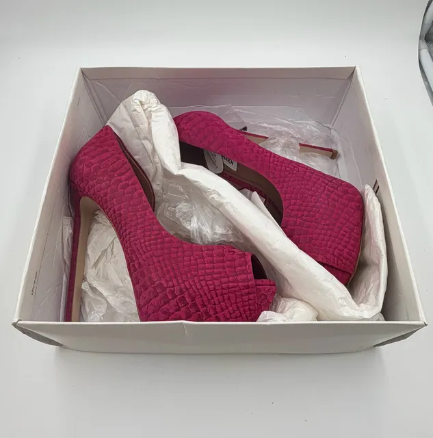 Steve Madden Krona Size 9.5 Magenta Pink Snake Print Platform Heels Pumps