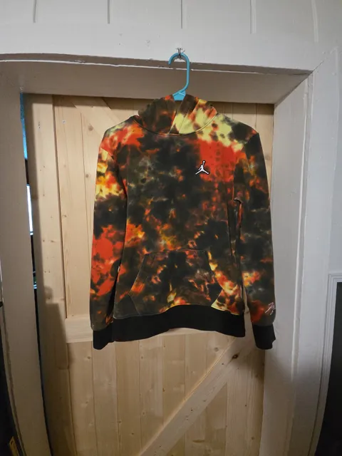 Jordan Smoke Dye Hoodie Size L 12-13Yrs