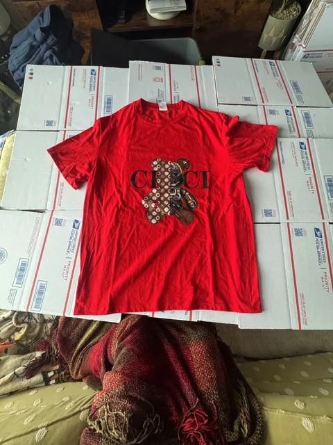 Unbranded Graphic T-Shirt Size L Red Teddy Bear Print
