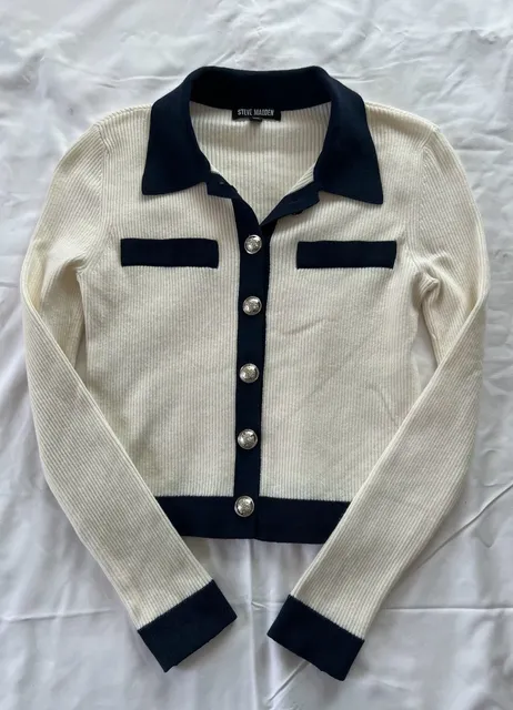Steve Madden Ribbed Knit Cardigan Sweater White/Navy Blue