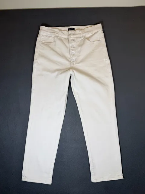 Express Mom Jean Super High Rise Size 10 White Button Fly Denim