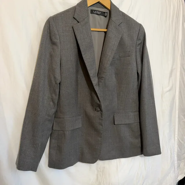 Lauren Ralph Lauren Blazer Size 6 Gray Single Button Suit Jacket