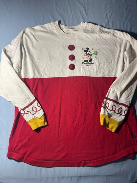 Disney Spirit Jersey XL Mickey's Very Merry Christmas