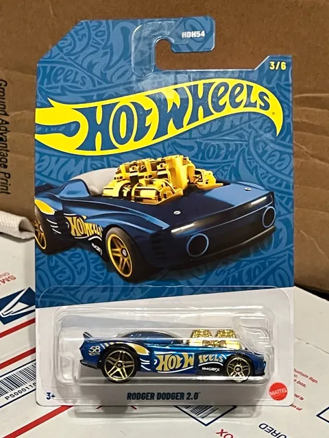 Hot Wheels Rodger Dodger 2.0 Diecast Car Blue HDH54