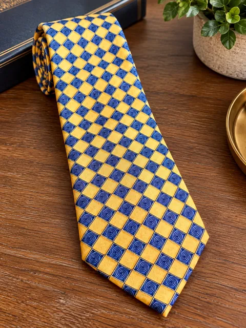 Vintage Salvatore Pellegrino Il Pittore Italiano 100% Silk Geometric Tie