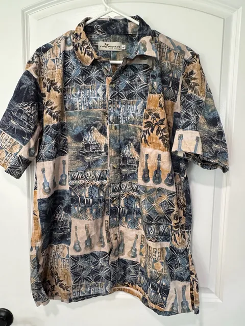 Hawaiian Aloha Shirt Tiki Ukulele Tropical Island Resort Coastal Size L
