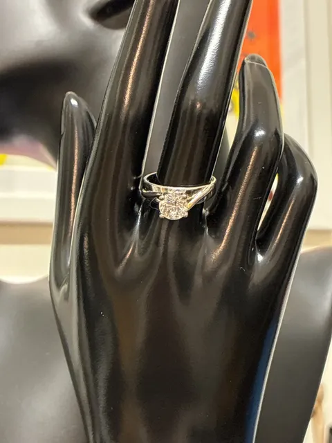 RSC Vintage 1990s Silver Tone Solitaire Cubic Zirconia Ring Size 9