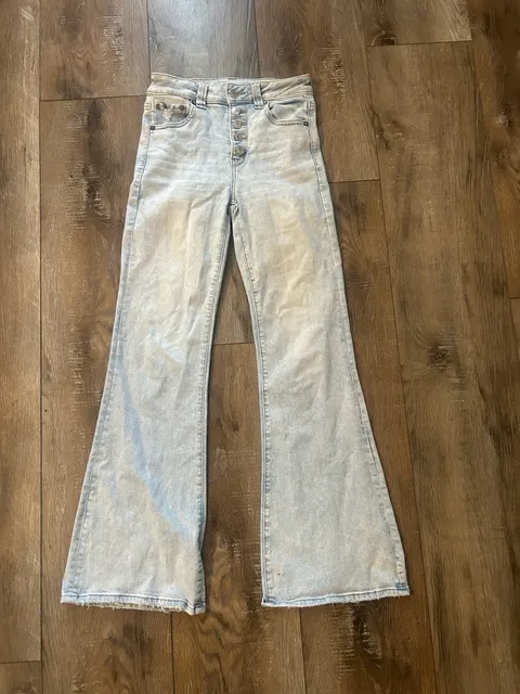 American Eagle Flare Jeans Light Wash Size 2