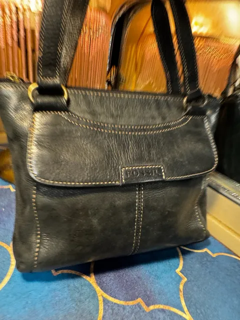 Fossil flip pocket satchel New