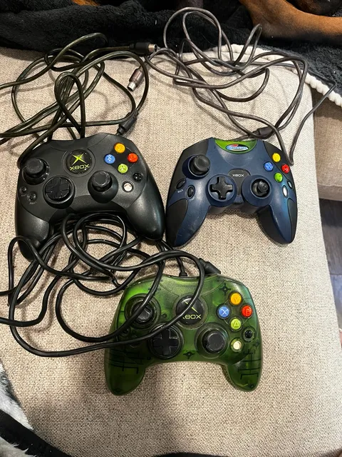 Microsoft Original Xbox Controller Lot Of 3 Wired Gamepads