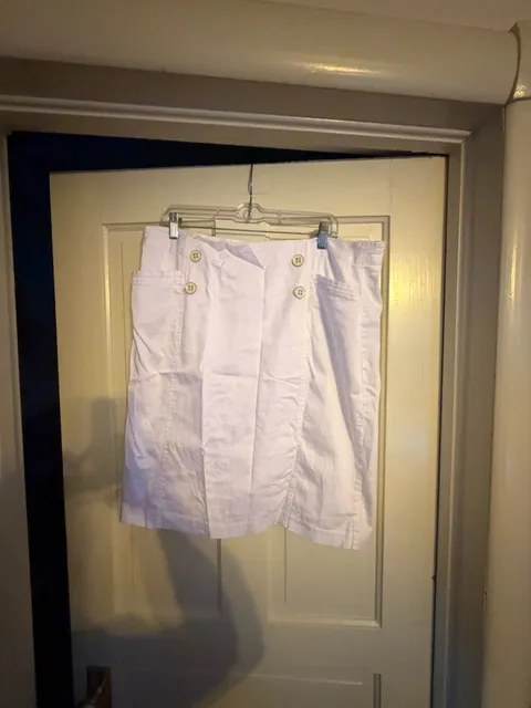 dressbarn Women's Skirt Size 18 White Cotton Blend Button Detail