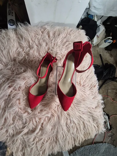 Dream Pairs Red Heels Size 10 Ankle Strap Pointed Toe Pumps