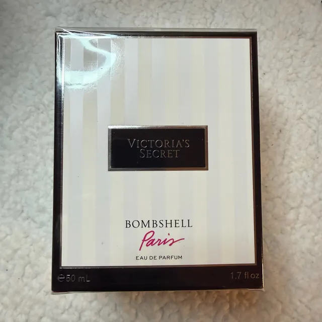 Victoria's Secret Bombshell Paris Eau de Parfum 1.7 oz