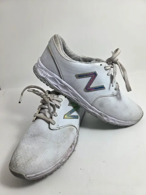 New Balance Fresh Foam NBGW4002WM Size 8.5 White Golf Shoes