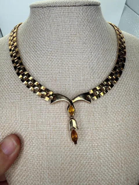 Vintage Gold Tone Amber Rhinestone Necklace Drop Collar