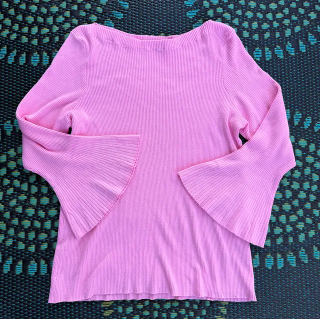 Boston Proper Ribbed Bell Sleeve Top Size XL Pink