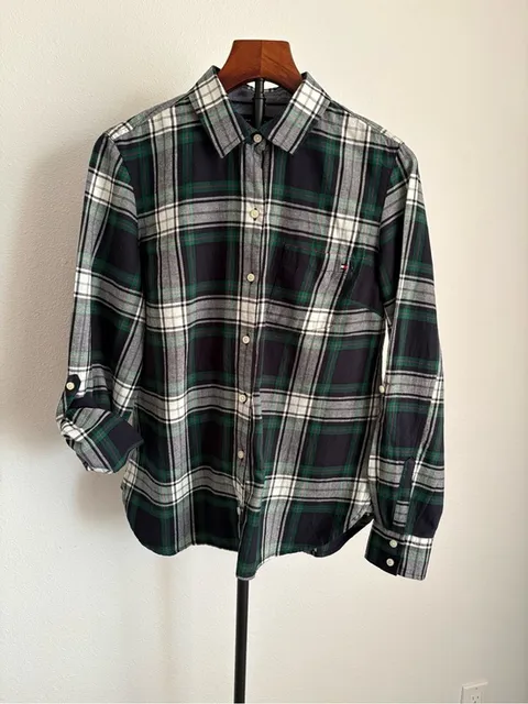 Tommy Hilfiger Women’s Black, Green & White Plaid Button-Down Shirt S