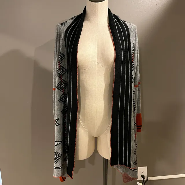 Trillium Cardigan Sweater Size M Aztec Southwestern Open Front Grey