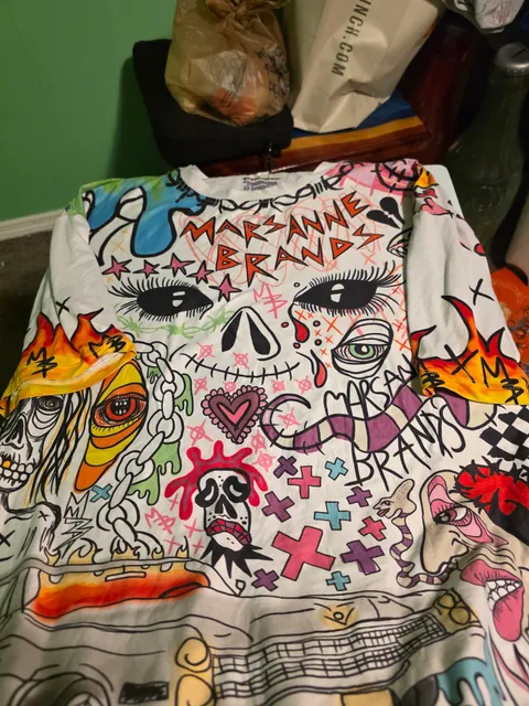 Marsanne Brands All Over Print Short Sleeve T-Shirt Size XL
