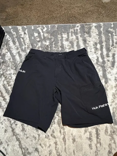 Huk Next Level Fishing Shorts Size XXL Black