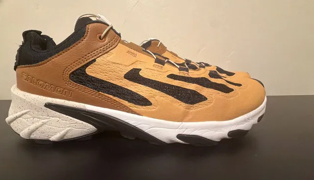 Salomon Speedverse Size 11 Yellow Brown Sneakers