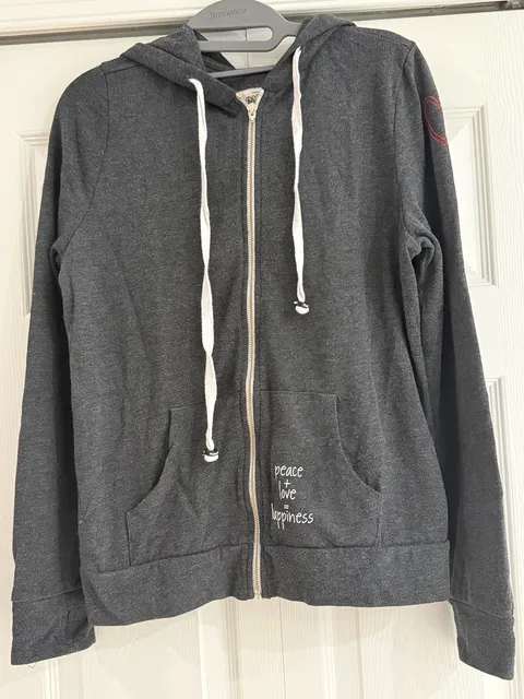 Peace love world Dancing Full Zip Hoodie Size Large Gray (zipper missing hanging piece )
