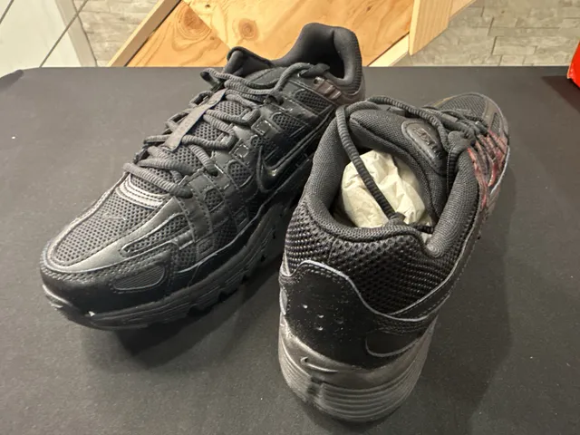 Nike P-6000 Size 10 Black
