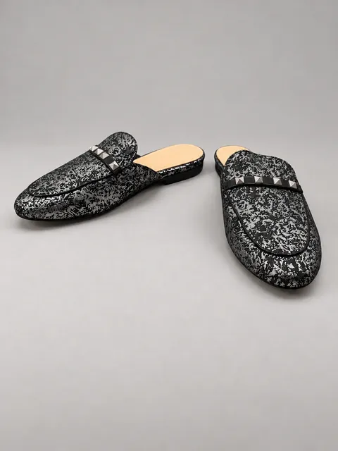 Marc Fisher Wishing Black Silver Metallic Studded Loafer Mules Size 8M