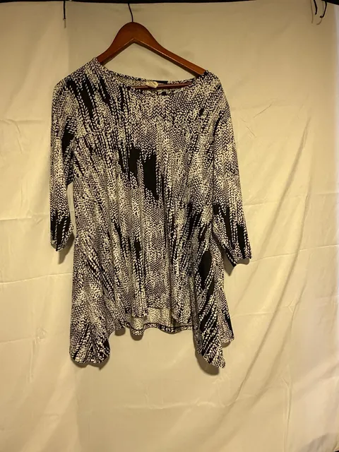 Faded Glory 3/4 Sleeve Top Size 1X 16W Black White Abstract Print