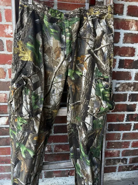 Realtree Hardwoods Cargo Pants Size Large Regular Camo Cotton